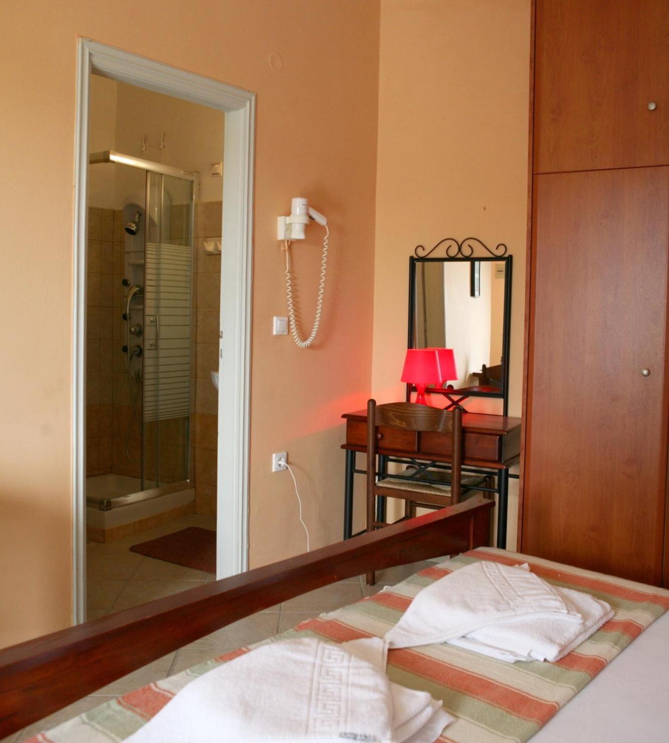 9 Musses Hotel Apartments Skala Mistegnon エクステリア 写真