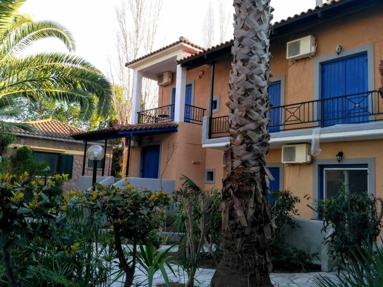 9 Musses Hotel Apartments Skala Mistegnon エクステリア 写真